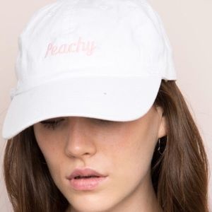 Brandy Melville peachy hat